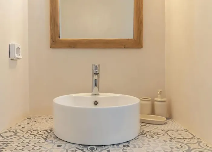 - 2br Cycladic Town-house - Jasper Daire *