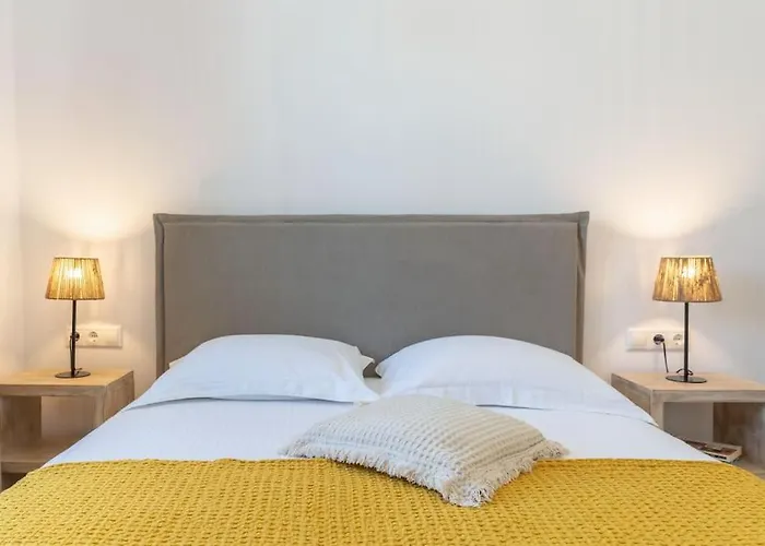 - 2br Cycladic Town-house - Jasper Daire *