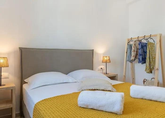 - 2br Cycladic Town-house - Jasper Daire *