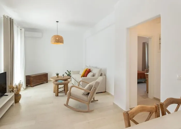 - 2br Cycladic Town-house - Jasper Naousa (Paros)